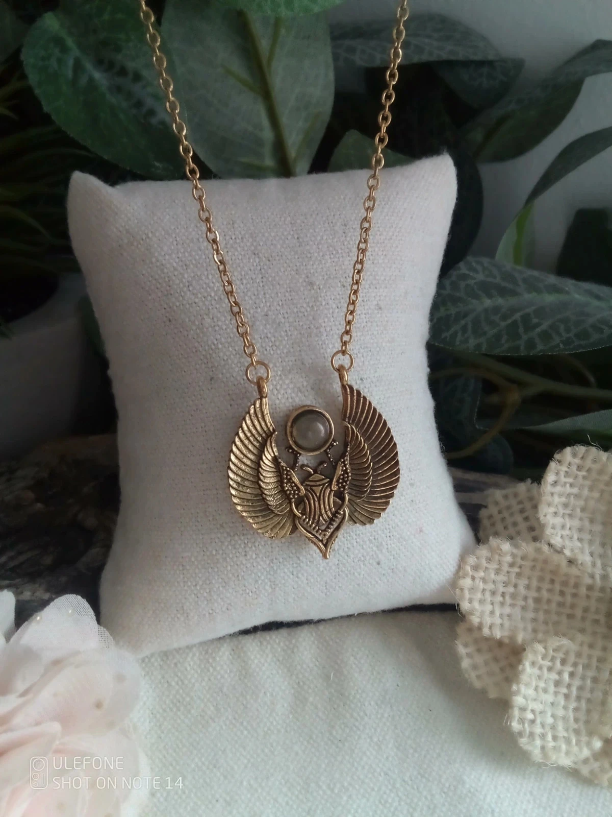Collier scarabée pierres de labradorite